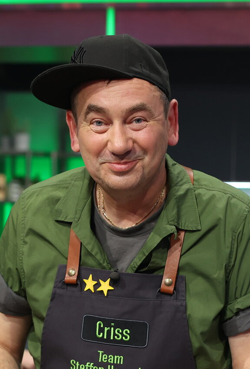 Criss Casper Gross im Portrait